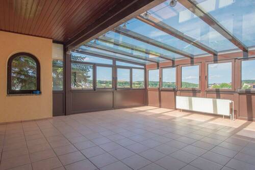 Wintergarten - 9 Zimmer Einfamilienhaus zum Kaufen in Grävenwiesbach