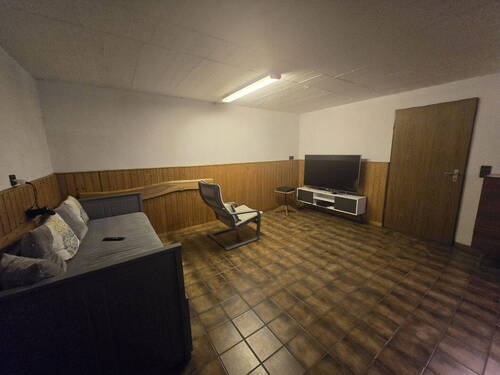 Hobbyraum / Bar - 