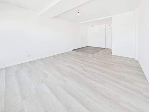 Wohnen/Küche - 2 Zimmer Etagenwohnung in Mannheim