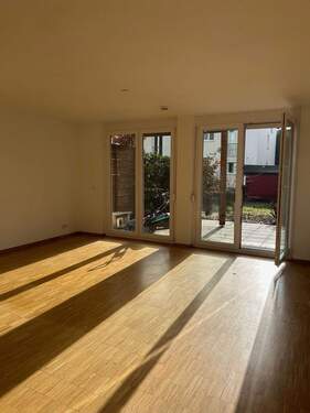 2.jpg - Modernes Reihenhaus mit Einbauküche und Garage