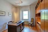 Arbeits- oder Esszimmer im Obergeschoss - 