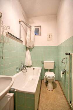 Wannenbad im Obergeschoss - 