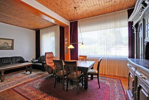 Wohn-/Esszimmer im Erdgeschoss - 