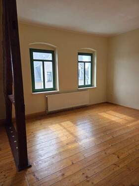 Wohnzimmer - 3 Zimmer Etagenwohnung zur Miete in Geringswalde