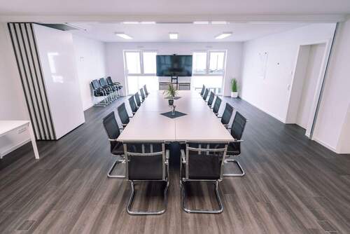 Meetingraum 2. OG als Seminarbereich geöffnet - Büro in Koblenz