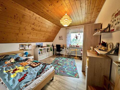 Schlafzimmer 4 - OG - 