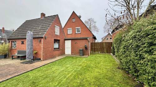 Außenansicht - Grundstück - 