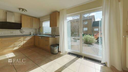 Küche - Doppelhaushälfte mit 134,00 m&sup2; in Köln-Meschenich zum Kaufen