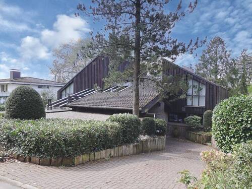 Vorderansicht - 9 Zimmer Einfamilienhaus in Ratingen