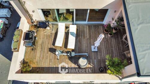 Balkon - 8 Zimmer Mehrfamilienhaus, Wohnhaus zum Kaufen in Mainz