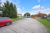 Zufahrt - 