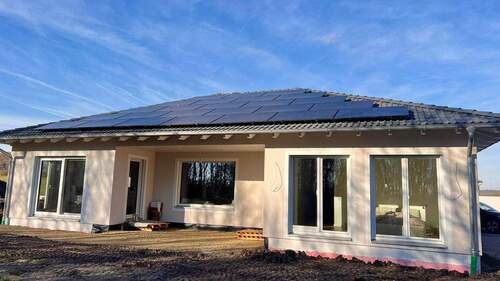 Außenansicht Rückseite - 4 Zimmer Einfamilienhaus zum Kaufen in Bad Windsheim