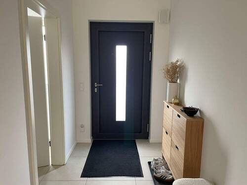 Hauseingang - Einfamilienhaus mit 136,00 m² in Bad Windsheim zum Kaufen