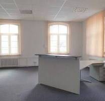 Großzügige Büroeinheit - 444,00&nbsp;EUR Kaltmiete, ca.&nbsp; 111,00&nbsp;m&sup2;&nbsp;Wohnfl&auml;che in Crimmitschau (PLZ: 08451)