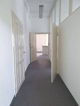 Flur - Büro zur Miete in Crimmitschau