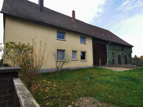 Haupthaus mit Anbau - 8 Zimmer Mehrfamilienhaus, Wohnhaus in Deensen