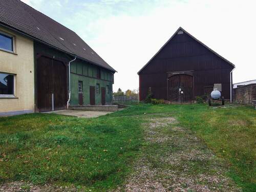 Scheune - Mehrfamilienhaus, Wohnhaus mit 180,00 m² in Deensen zum Kaufen