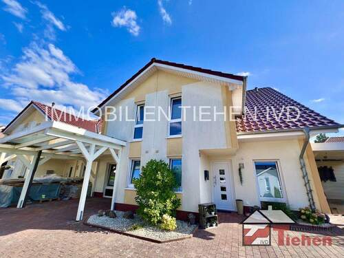 2 - Neuwertiges Reihenhaus mit Ausbaureserve im DG PROVISIONSFREI!