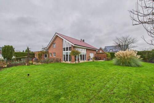 Garten - Ein Zuhause zum Ankommen - Familienleben in besonderer Architektur mit Raum und Licht