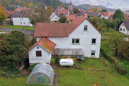 Rückansicht - 8 Zimmer Einfamilienhaus zum Kaufen in Ringgau