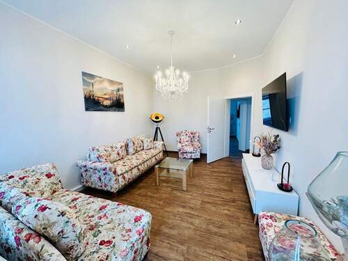 Wohnzimmer - Etagenwohnung mit 65,20 m&sup2; in Heringsdorf zum Kaufen