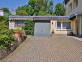 Garage und Eingang WE1 - 