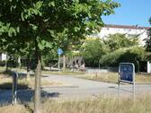 Spielstraße mit Spielplatz - 