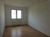 Kinder- bzw. Arbeitszimmer - 