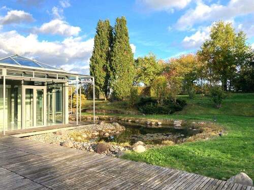 Wintergarten Teich - 7 Zimmer Einfamilienhaus zum Kaufen in Burghaun