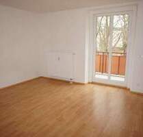 Frei ab 1.5.25 - Balkon , Bad mit Dusche ! Wohnen an der Humboldthöhe - Chemnitz Sonnenberg