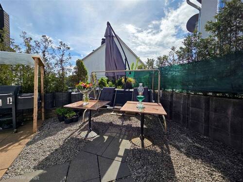 Terrassenbereich Hauseingang - 