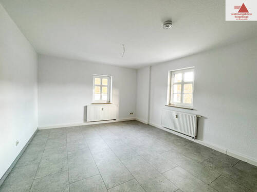 Wohnzimmer - 5 Zimmer Etagenwohnung zur Miete in Gornsdorf