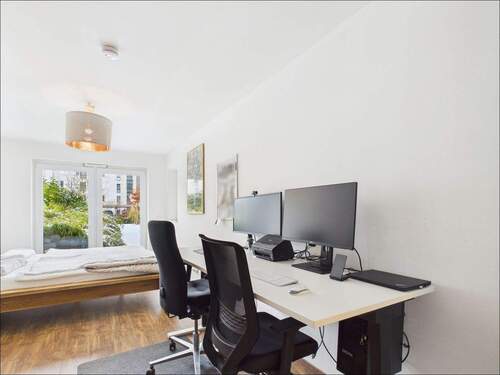 Großzügiges Elternschlafzimmer - 