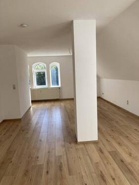 Blick in den Wohnbereich - Etagenwohnung mit 54,00 m² in Mügeln zur Miete
