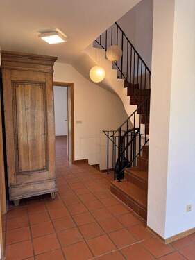 Diele - 5 Zimmer Doppelhaushälfte zur Miete in Vaterstetten