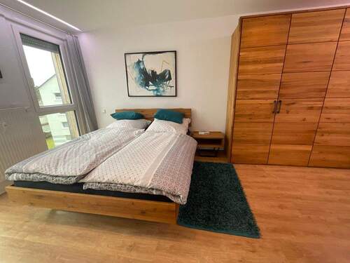 Schlafzimmer_www.villingen.immobilien - 2 Zimmer Etagenwohnung zur Miete in Villingen-Schwenningen