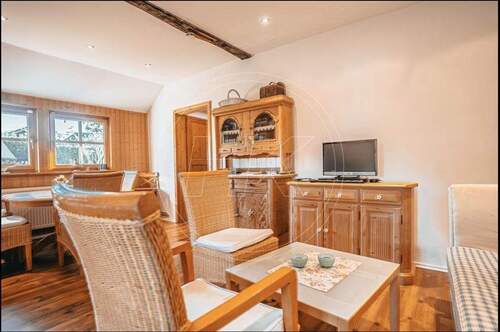 Zweiter Wohn-Essbereich des Objekts - 