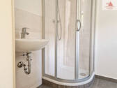 Tageslichtbad mit WC und Dusche-3 - 