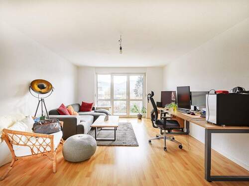 Wohnzimmer - Etagenwohnung mit 64,60 m&sup2; in Ettlingen / Ettlingenweier zum Kaufen