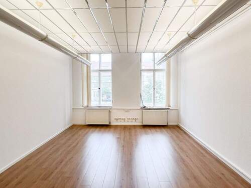 0005_Büro 1 - 31qm - Büro mit 31,00 m&sup2; in Mühlhausen/Thüringen zur Miete