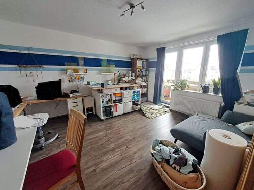 Wohnzimmer.jpg - 2 Zimmer Etagenwohnung zur Miete in Bremerhaven