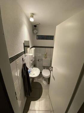 Toilette Dachgeschoß - 