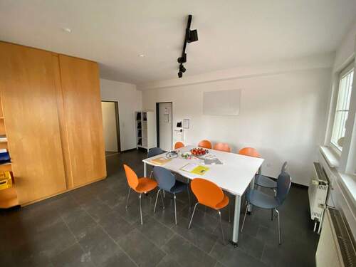 Eingangsbereich - Halle zur Miete in Tönisvorst