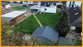 Blick vom Gartenhaus auf das Tiny-Haus - 