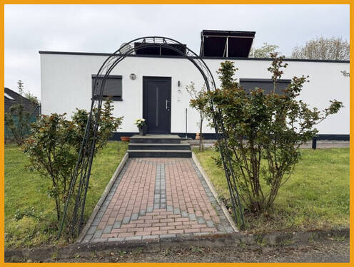 Vorderansicht/Eingangsbereich - Mehrfamilienhaus, Wohnhaus mit 49,00 m&sup2; in Willingshausen / Loshausen zum Kaufen