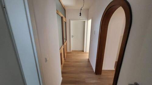 Flur_www.villingen.immobilien - 