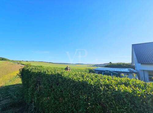 Blicklage - 1 Zimmer Mehrfamilienhaus, Wohnhaus zum Kaufen in Weilrod