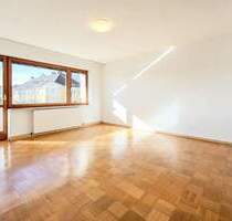 Gut geschnittene 3-Zimmer-Wohnung mit Bergblick in Tutzing