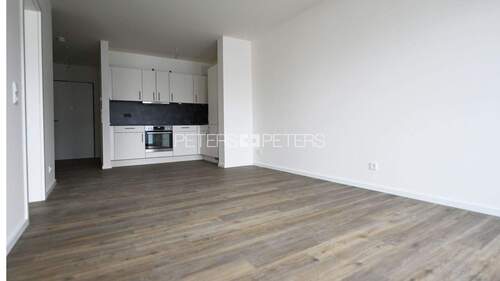 Wohnzimmer Beispiel - 2 Zimmer Etagenwohnung zur Miete in Schwerin