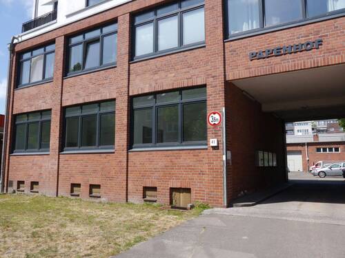 Die Außenansicht - 2 Zimmer Büro zur Miete in Hamburg
